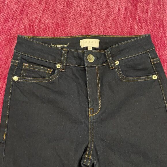 Ted Baker London Yesenia Embroidered Scalloped Hem Skinny Ankle Jeans Size 26 - Picture 3 of 13